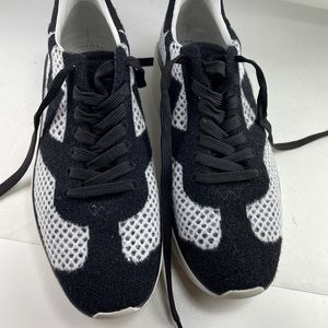 Stuart Weitzman black & white Hartley knit sneakers in box 7b